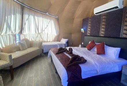 Jordanien Rundreise mit Kindern - Jordanien for family - Wadi Rum Captains Camp - Doppelbett