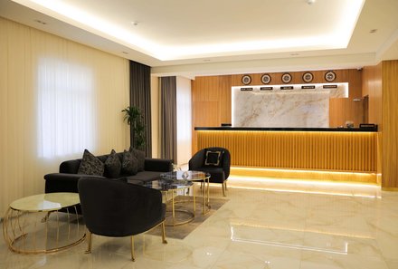 Usbekistan for family - Hotel Milan Tashkent - Rezeption