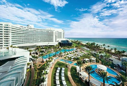 Florida Rundreise mit Kindern - Miami Fontainebleau Beach Hotel - Außenansicht