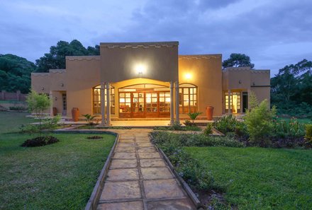 Uganda Family & Teens - Verlängerung in der Brovad Sand Lodge - Außenansicht