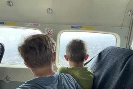 Kenia Familienreise - Kenia for family individuell - Masai Mara & Strand - Kids im Buschflieger
