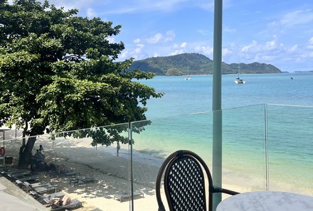 Thailand Family & Teens - Thailand mit Teenagern - Verlängerung - My Beach Resort Phuket - Café mit Meerblick