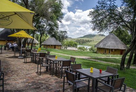 Südafrika Familienreise - Cradle Moon Lakeside Game Lodge - Terrasse