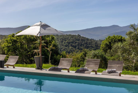 Garden Route Familienreise mit Kindern deluxe - Hog Hollow Country Lodge - Infinitypool