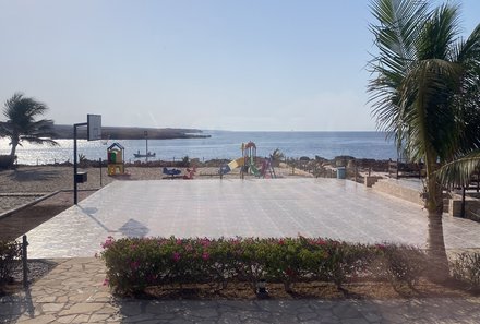 Oman mit Kindern individuell - Oman for family individuell - Turtle Beach Resort - Basketballplatz
