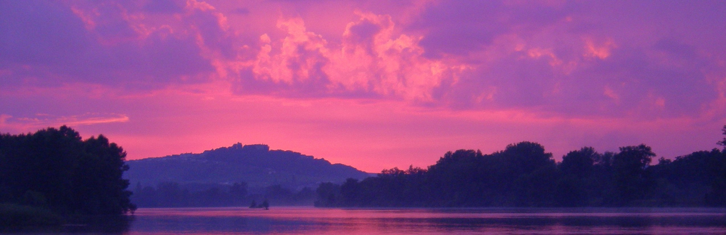 Frankreich Familienreise - Sonnenuntergang über dem Wasser