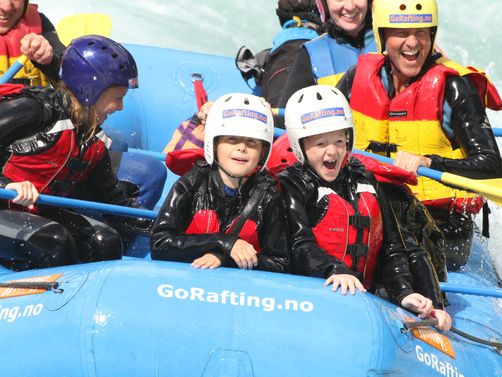 Norwegen mit Kindern - Norwegen for family - Spaß auf der Rafting Tour