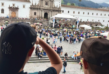 Familienreise Galapagos und Ecuador - Galapagos Family & Teens - Kinder in Quito