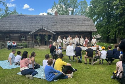 Baltikum Familienreise mit Kindern - Freilichtmuseum mit Familien
