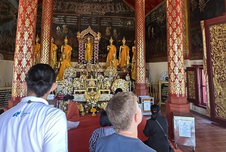 Thailand Familienreisen - Thailand Family & Teens - Tempelbesuch mit Kindern