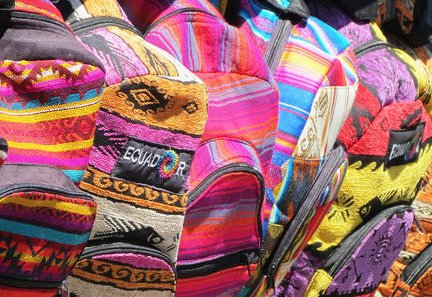 Familienreise Galapagos und Ecuador - Galapagos Family & Teens - Bunte Ware Otavalo