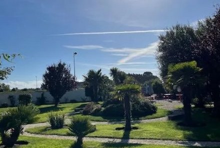 Bretagne Familienreise - Bretagne mit Kindern - Hotel de la Pointe Mousterlin - Garten