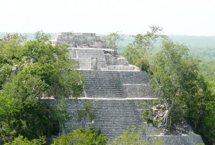 Mexiko Familienreise - Mexiko Family & Teens - Calakmul Pyramide besteigen