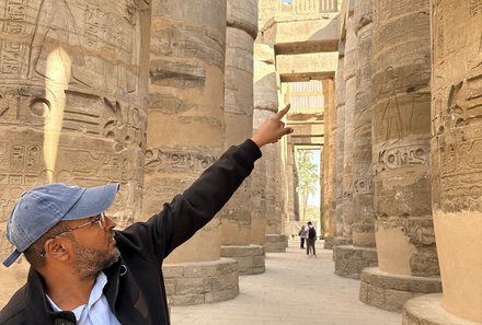 Familienreise Ägypten - Ägypten for family individuell deluxe - Karnak Tempel Ruinen - Guide erklärt