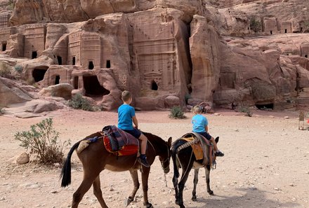 Jordanien Rundreise mit Kindern - Jordanien for family - auf Pferden in Petra