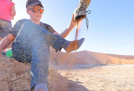 Namibia mit Kindern - Namibia Rundreise mit Kindern - Kinder auf Sossusvlei