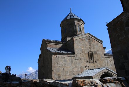 Georgien Familienreise - Georgien individuell - Gergeti Dreifaltigkeitskirche Nahaufnahme