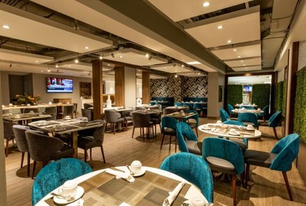 Ostkanada for family - Ostkanada Familienreise mit Kindern - Holiday Inn Toronto Downtown Centre - Restauranttische