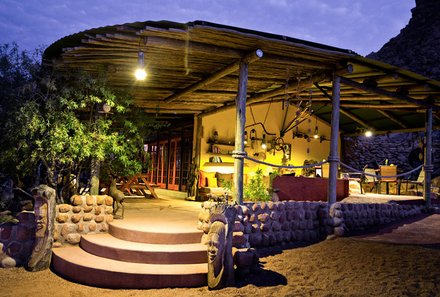 Namibia mit Kindern - Namibia for family - Namib Desert Lodge - Aussenansicht