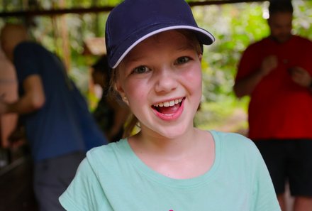 Familienurlaub Costa Rica - Costa Rica Abenteuer Regenwald und Karibik - Schokotour - Mädchen