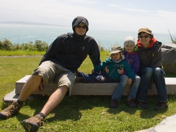 Fernreisen mit Kindern - Weltwunderer-Familie - Komplette Familie Foto