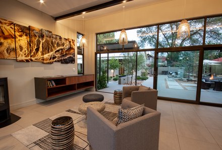 Namibia mit Kindern - Namibia for family individuell - Windhoek - The Elegant Guesthouse - Lobby