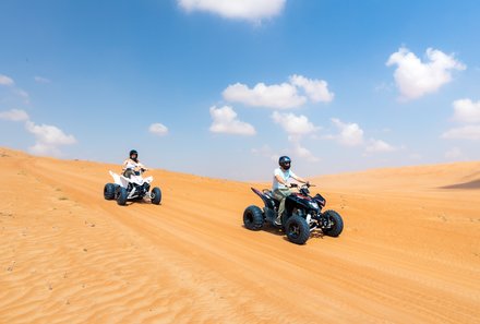 Oman Familienurlaub Wüstencamp - Thousand Nights Camp - Quadbiking
