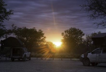 Namibia Familienreise individuell im Dachzelt - Etosha Village Campsite