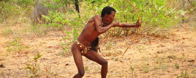 Namibia mit Jugendlichen - Einheimischer Bogenscheißen - Namibia Family & Teens