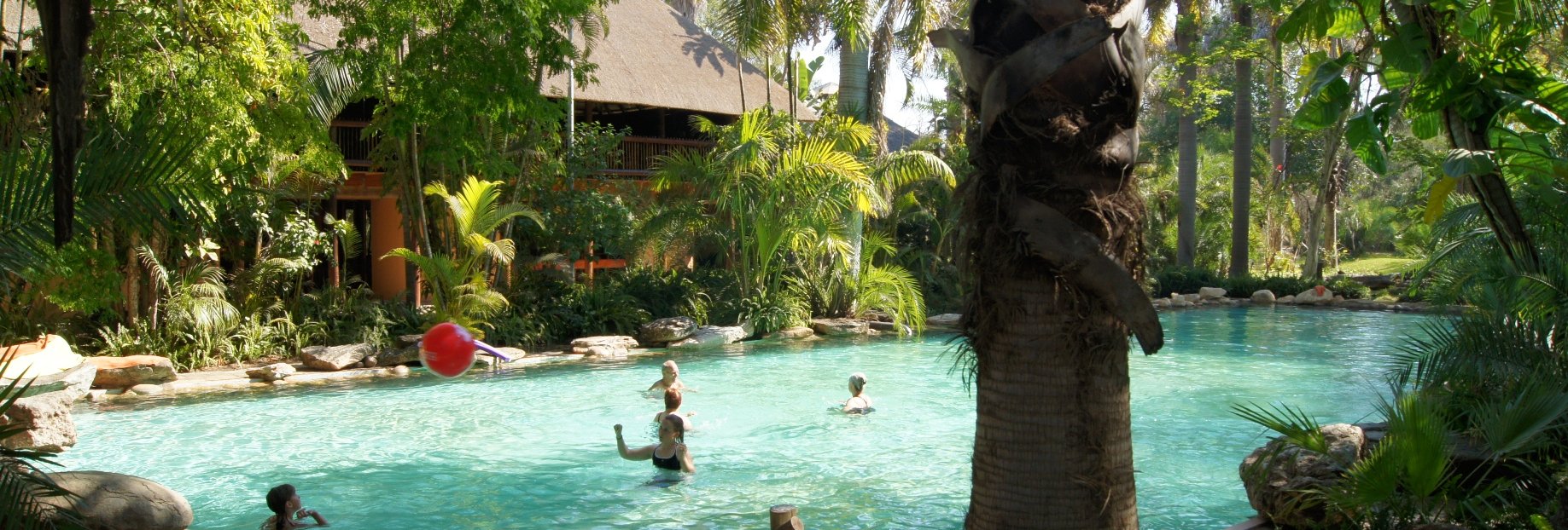 Familienreise_Suedafrika_Makutsi_Pool