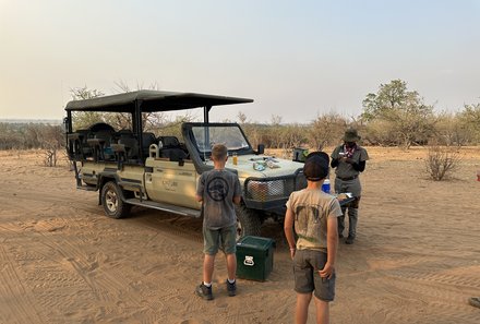 Botswana mit Kindern - Botswana Fly-In-Safari individuell - Jeep-Safari im Chobe im Nationalpark