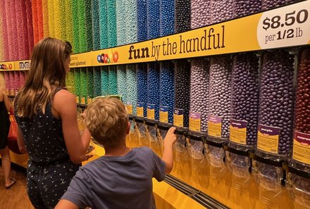 USA Südwesten mit Kindern - USA Westküste for family individuell - Abenteuer im Wilden Westen - Las Vegas - Kinder in der M&Ms World