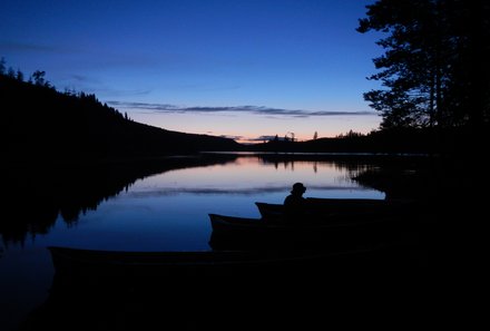 Schweden Familienreise - Aktivurlaub Schweden mit Kindern - Sonnenuntergang am See