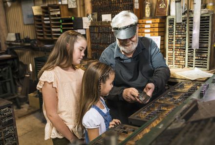  Australien for family - Australien Familienreise - Historic Village Herberton -  Kinder Apotheke