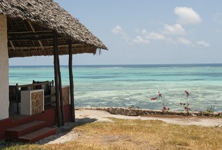 Serengeti mit Kindern individuell - Tansania for family deluxe - Sansibar Strandverlängerung - Karafuu Beach Resort - Korallenriff