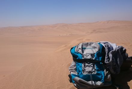 Namibia Familienreise im Mietwagen mit Dachzelt - Wüste - Sossusvlei Düne - FFR Rucksack