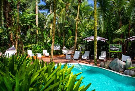 Costa Rica for family Deluxe - Familienreise in Costa Rica - Poolbereich im Le Cameleon 