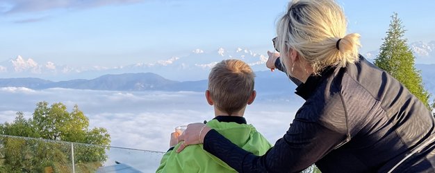 Nepal Familienreisen - Nepal for family - Blick auf Gebirge