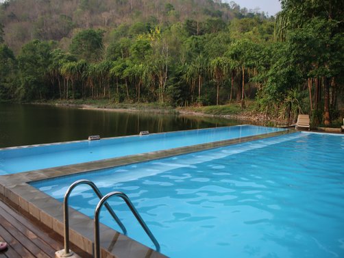 Thailand Rundreise mit Kindern - Familienreise durch den Süden Thailands - Pool