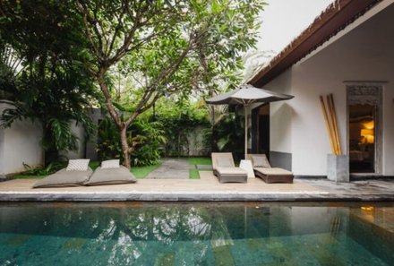 Bali for family deluxe - Familienreise Bali mit Kindern - Indiana Kenanga - Pool mit Liegen