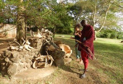 Kenia Familienreise - Kenia for family individuell - Massai Mara - Krieger Training mit Massai