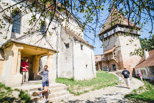 Rumänien Familienreise - Rumänien Reise mit Kindern - Kirchenburg in Alma Vii