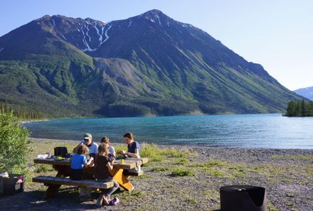 Kanada mit Kindern - Kanada for family - Mitagessen am Fusse des Kingsthrone