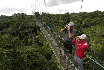 Galapagos Familienreise - Galapagos for family individuell - Canopy Yasuni Nationalpark Fernglas