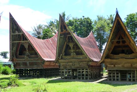 Bali mit Kindern - Simanindo Batakhäuser