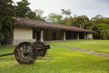 Costa Rica for family - Hacienda La Pacifica - Grünfläche