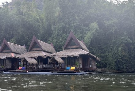 Thailand Familienreisen - Thailand Family & Teens - Kanu-Tour auf dem Fluss