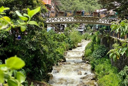 Peru Family & Teens - Peru Familienreise mit Teens - Macchu Picchu Dorf Aguas Calientes