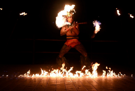 Hawaii Inselhopping for family individuell - Familienreise Hawaii mit Kindern - Royal Kona Resort - Feuershow
