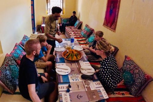 Marokko for family individuell - Erfahrungen mit Kindern in Marokko - Marokko Reise Essen mit Kindern